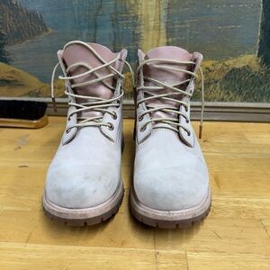 Timberland premium 6 inch Women's Pink & Cream Boots, 200 gram primaloft sz 7.5